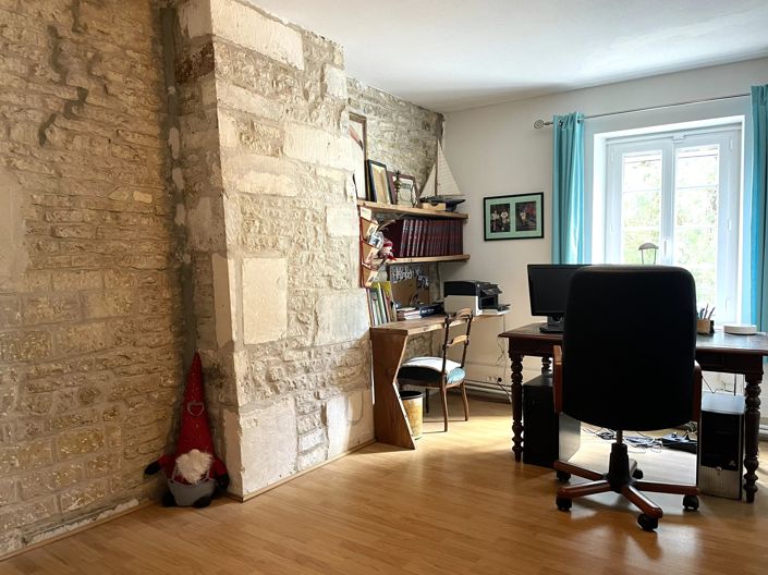 Image No.9-4 Bed House for sale
