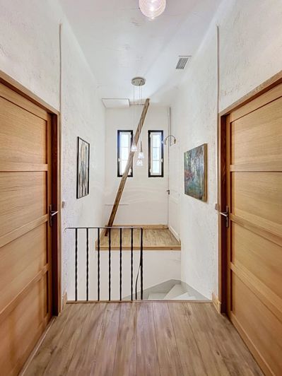 Image No.7-4 Bed House for sale