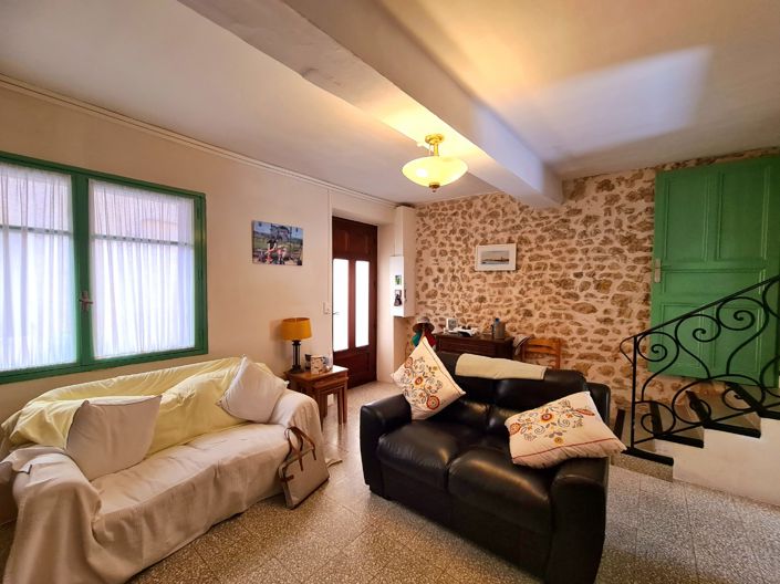 Image No.11-3 Bed House for sale