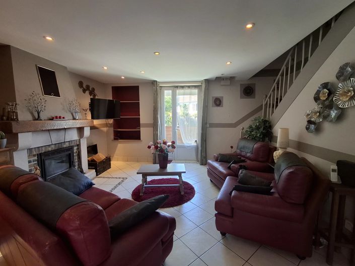 Image No.4-2 Bed Village House for sale