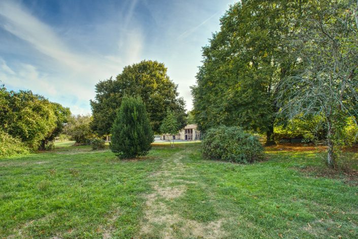 Image No.2-4 Bed House for sale