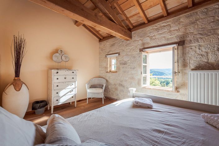 Image No.11-3 Bed House for sale