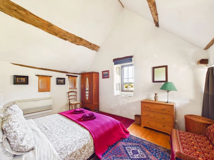 Image No.15-8 Bed House for sale