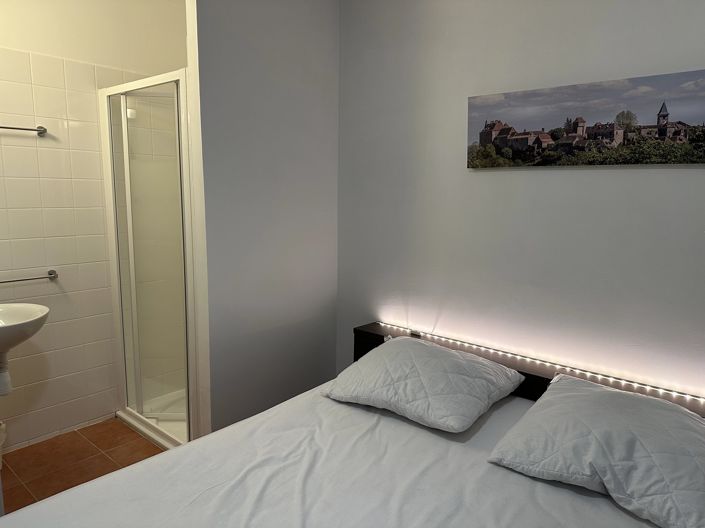 Image No.7-4 Bed House for sale