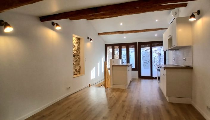 Image No.6-2 Bed House for sale