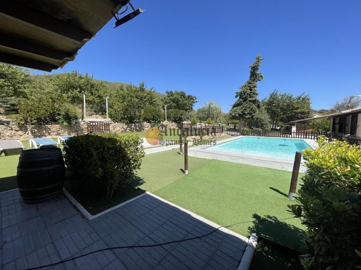 Image No.47-5 Bed Property for sale