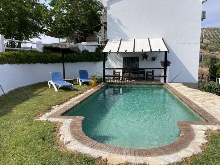 Image No.8-4 Bed Property for sale