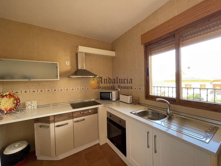 Image No.5-3 Bed Property for sale