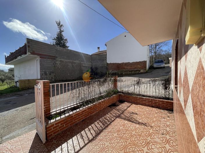 Image No.11-5 Bed Property for sale