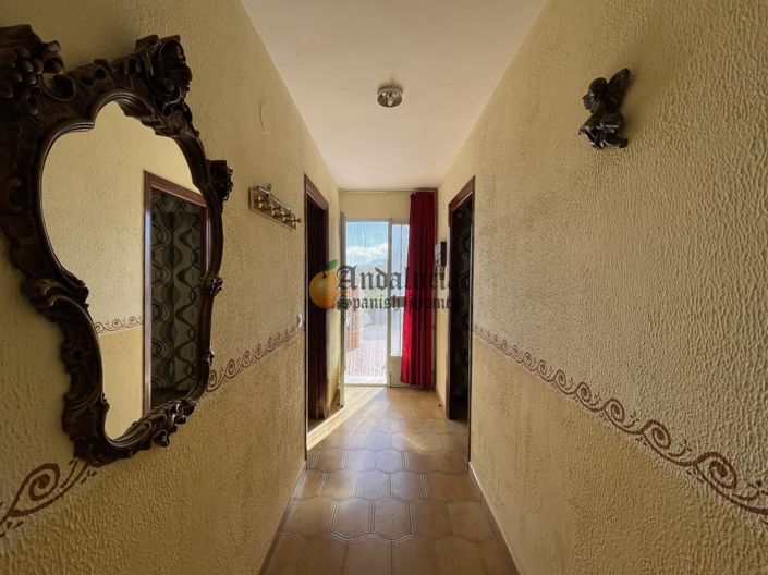 Image No.13-5 Bed Property for sale