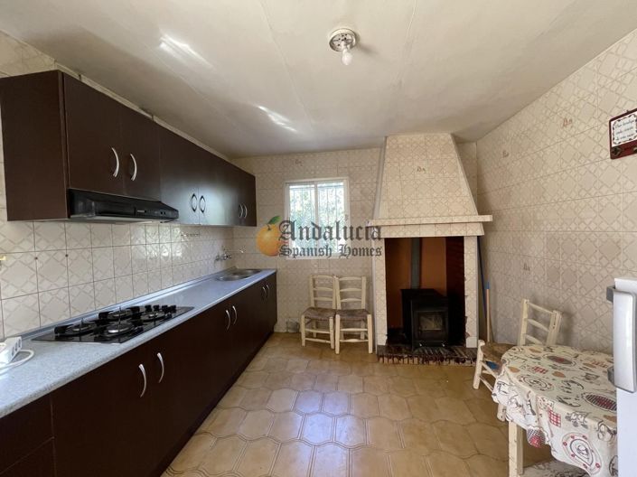 Image No.20-5 Bed Property for sale