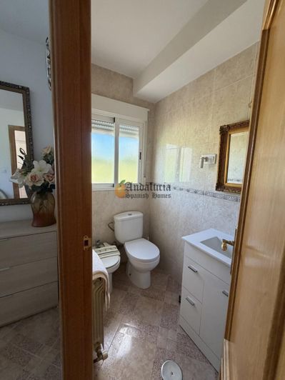 Image No.17-2 Bed Property for sale