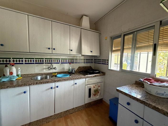 Image No.16-4 Bed Property for sale