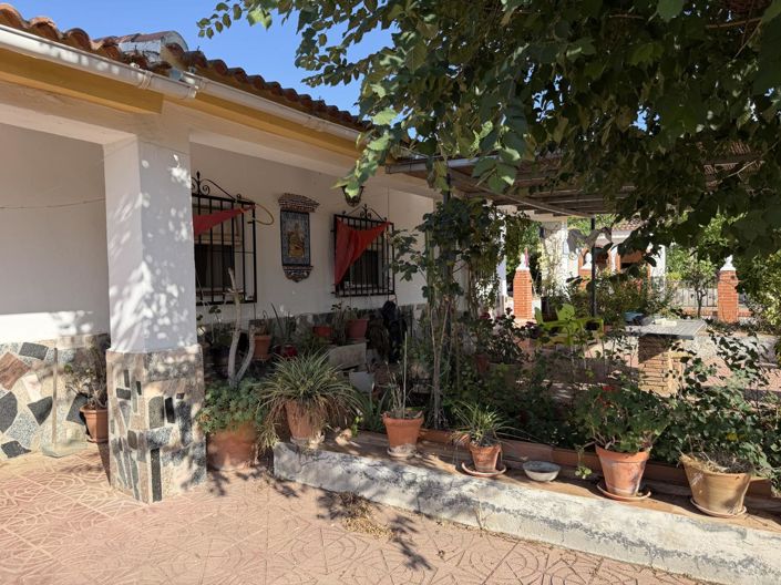 Image No.3-4 Bed Property for sale