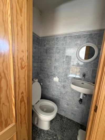 Image No.31-4 Bed Property for sale