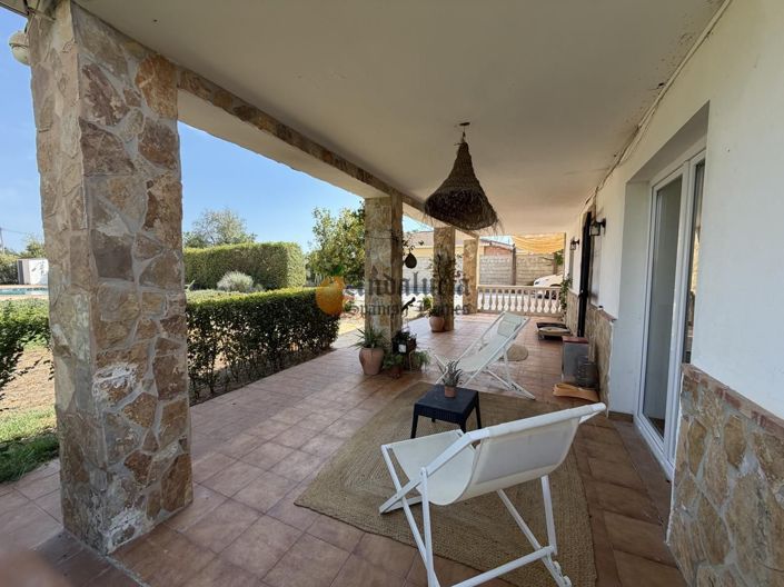 Image No.13-3 Bed Property for sale