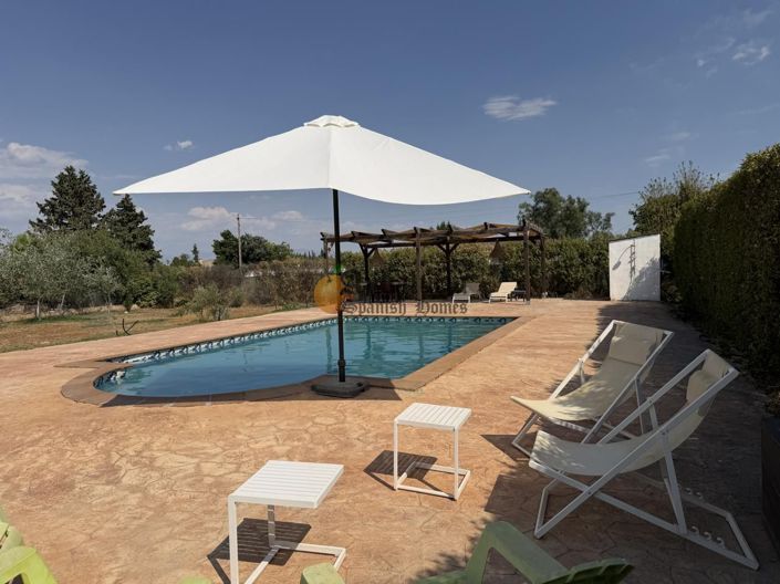 Image No.32-3 Bed Property for sale