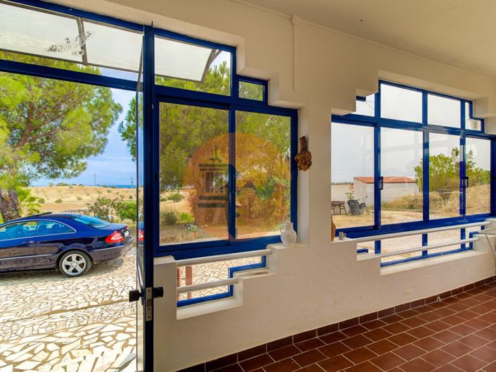 Image No.13-6 Bed House for sale