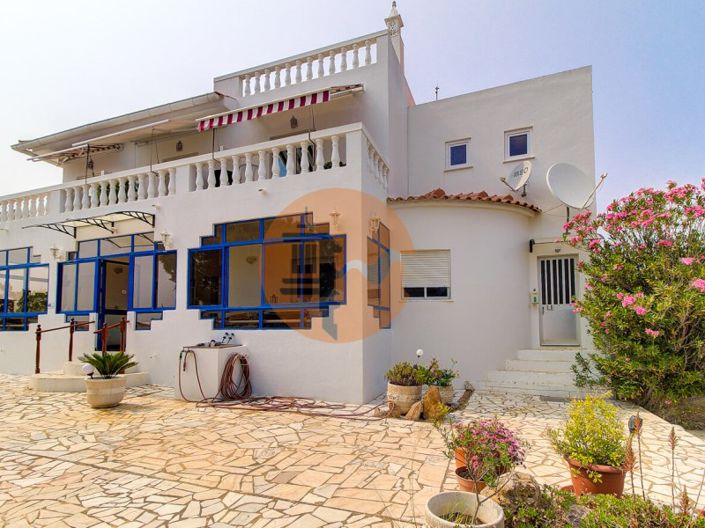 Image No.5-6 Bed House for sale