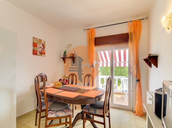 Image No.37-6 Bed House for sale