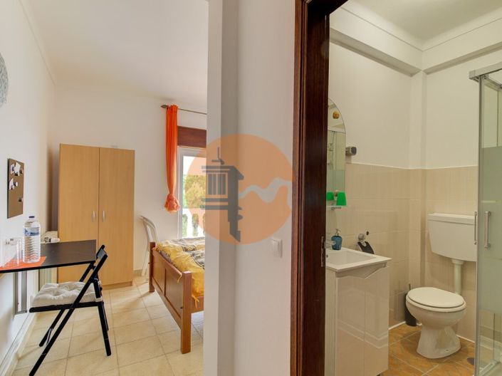 Image No.38-6 Bed House for sale