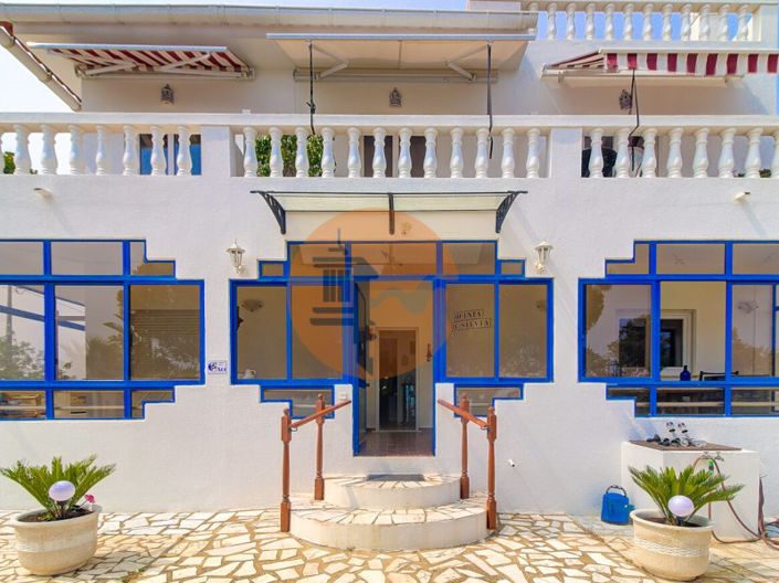 Image No.11-6 Bed House for sale