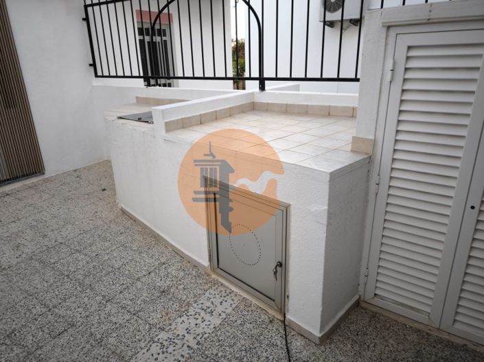 Image No.22-12 Bed Property for sale
