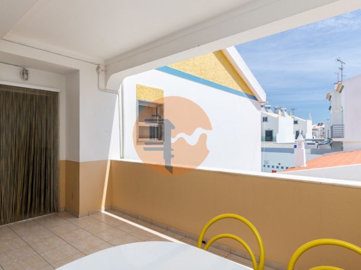 Image No.47-12 Bed Property for sale