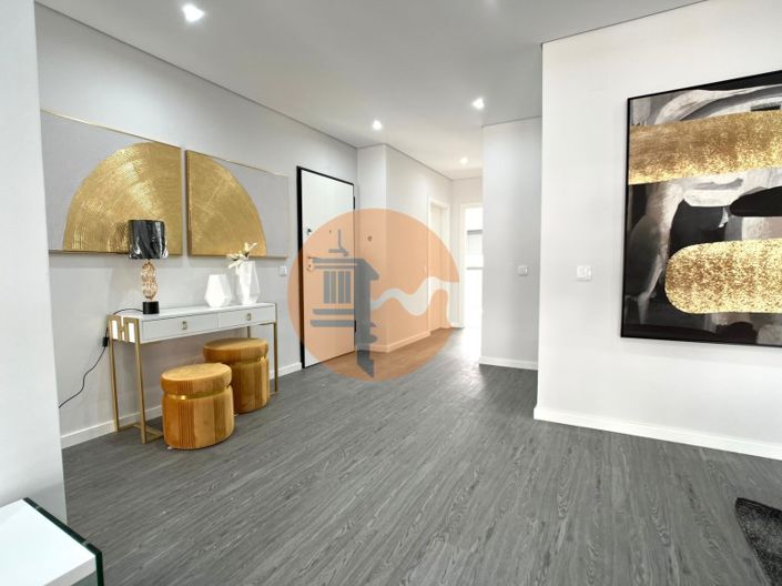 Image No.12-3 Bed Apartment for sale