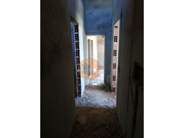 Image No.51-Commercial de 6 chambres à vendre