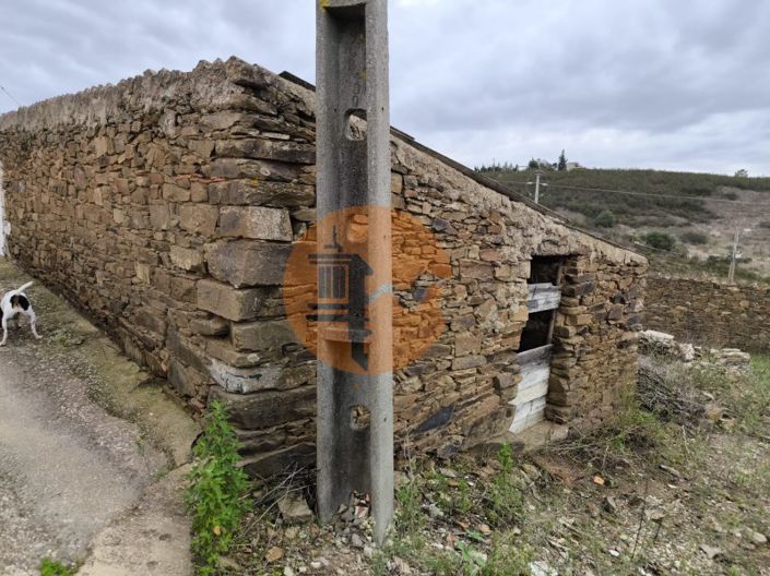 Image No.2-1 Bed Farmhouse for sale