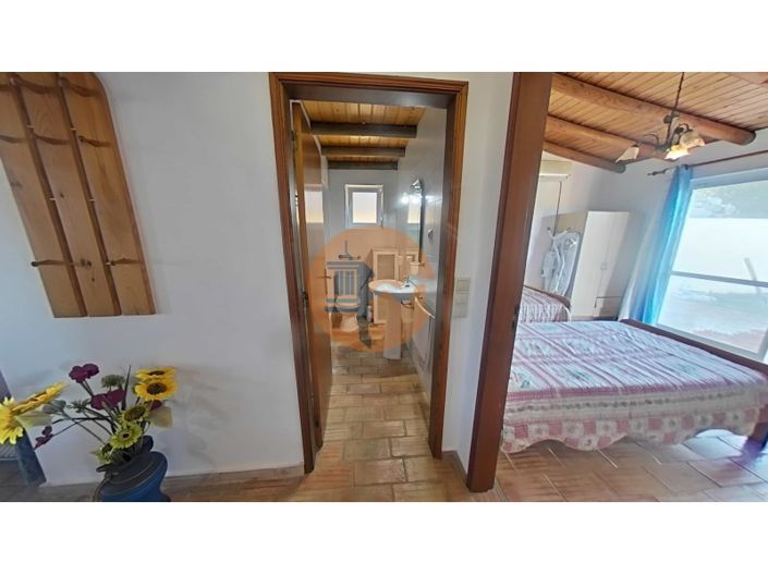 Image No.16-2 Bed House for sale