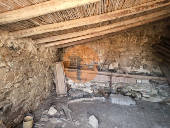 Image No.26-2 Bed Farmhouse for sale