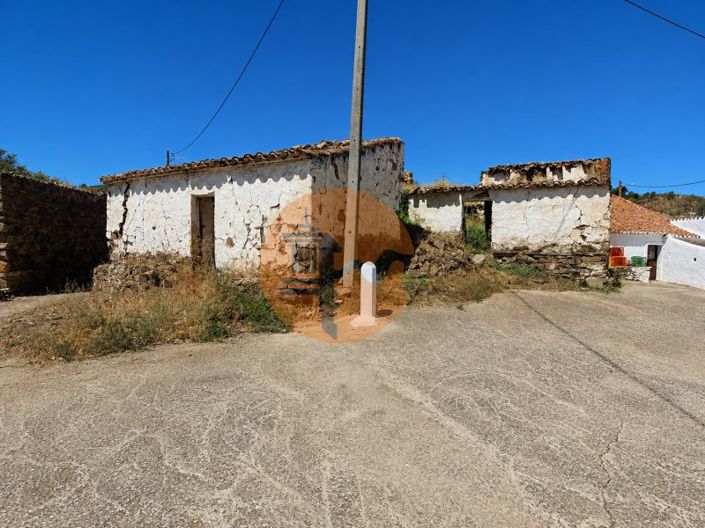 Image No.18-3 Bed Farmhouse for sale