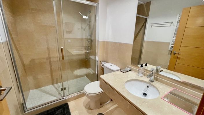 Image No.16-2 Bed Apartment for sale