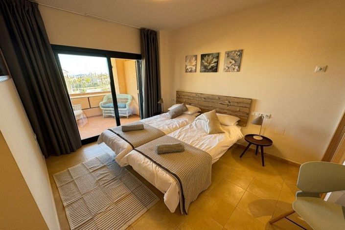 Image No.37-2 Bed Apartment for sale