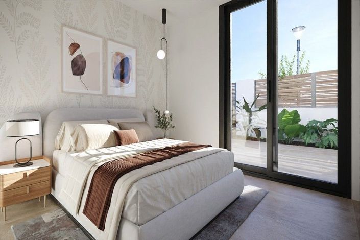 Image No.7-3 Bed House for sale