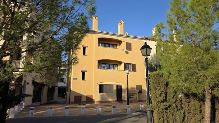 Image No.3-2 Bed Apartment for sale