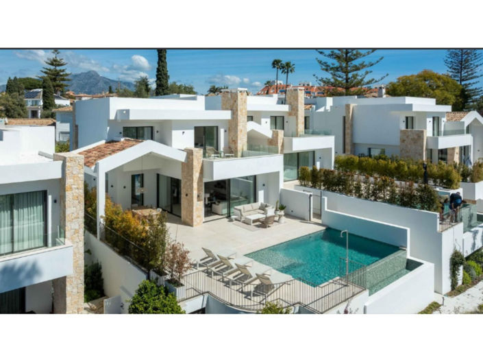 Image No.40-5 Bed House for sale