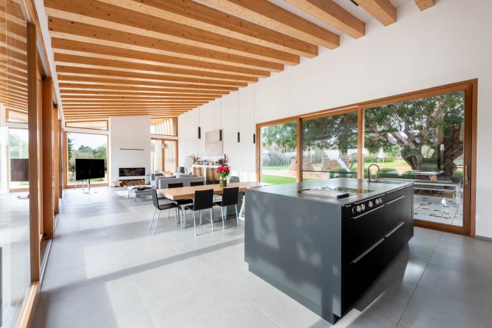 Image No.26-6 Bed Villa for sale