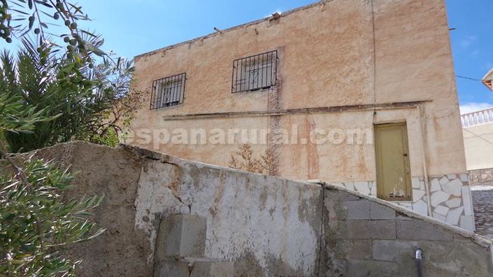 Image No.20-6 Bed Country House for sale