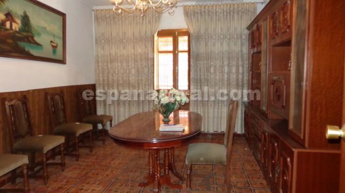 Image No.3-6 Bed Country House for sale