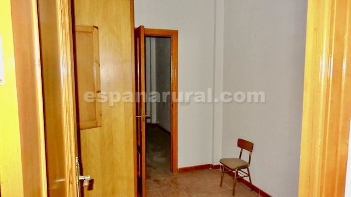 Image No.16-9 Bed Apartment for sale