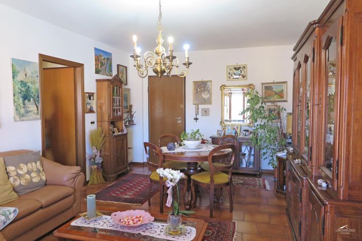 Image No.3-Appartement de 2 chambres à vendre