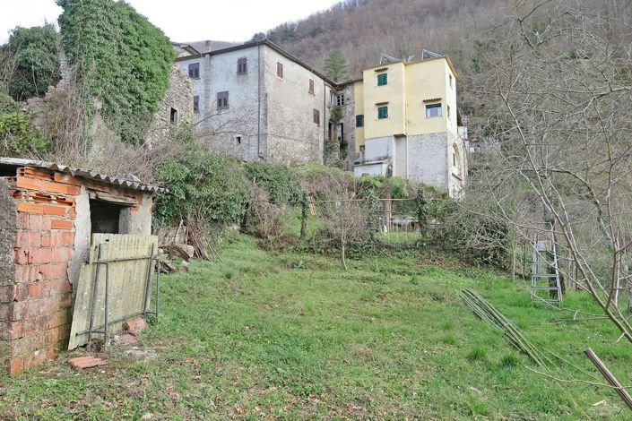 Image No.32-3 Bed Village House for sale