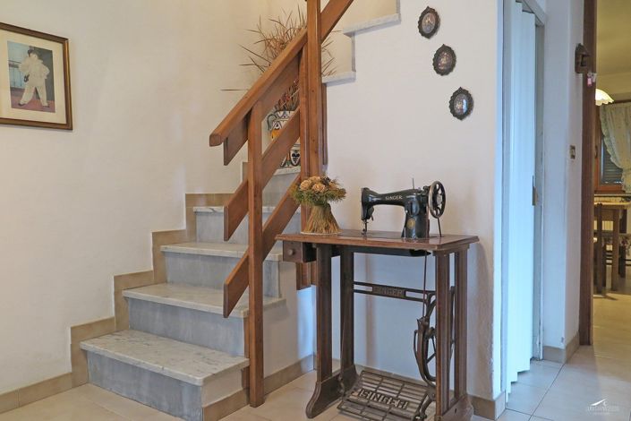 Image No.6-3 Bed Village House for sale