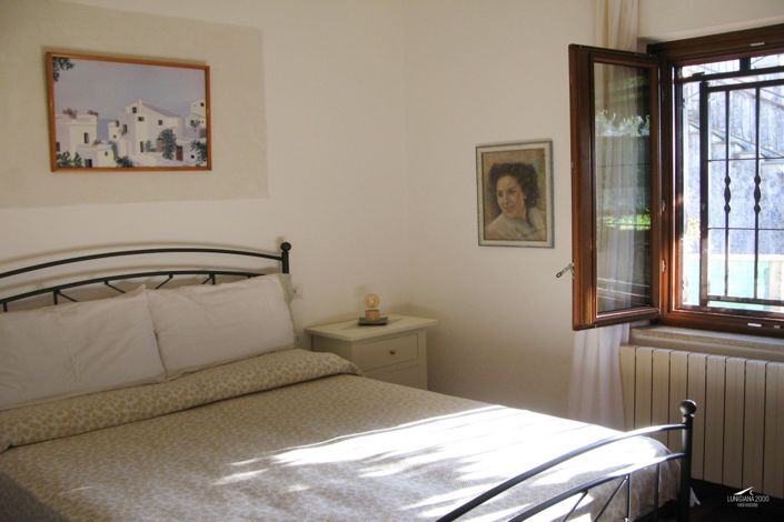 Image No.19-4 Bed Property for sale