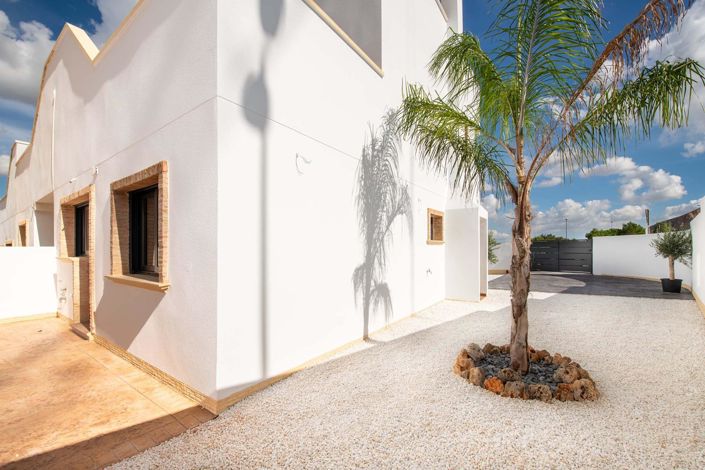 Image No.2-2 Bed Bungalow for sale