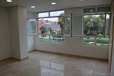 7342592014841542foto902645