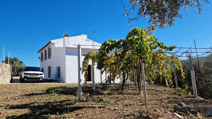 Image No.3-Maison de campagne de 6 chambres à vendre à Comares